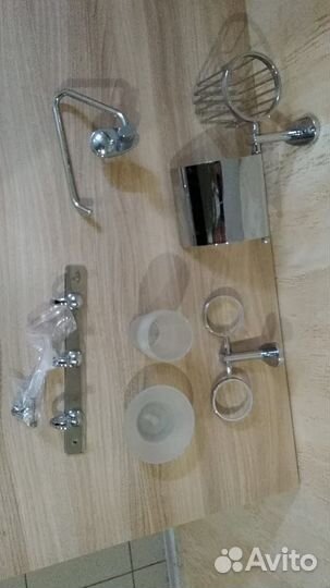 Набор для ванной комнаты из 4х предметов