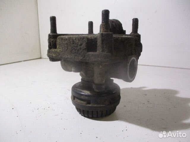 Ускорительный клапан Mercedes-Benz A0044296244