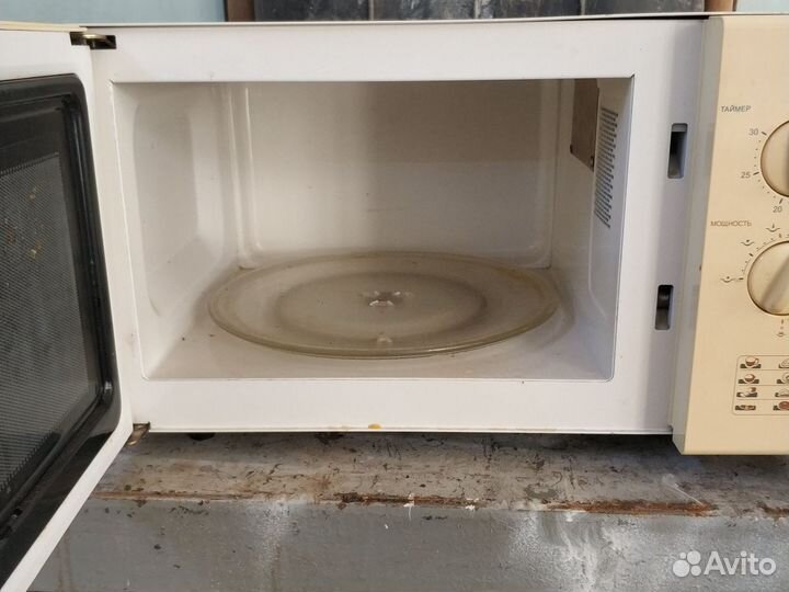 Микроволновая печь Elenberg