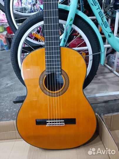 Гитара yamaha c40 классическая