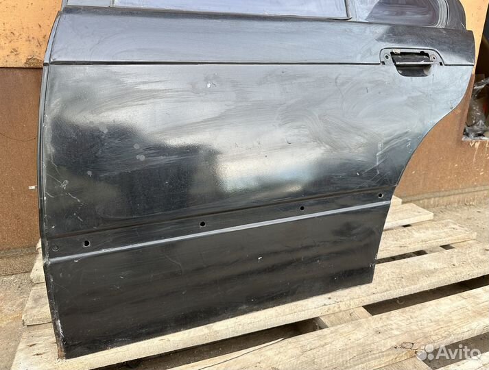 Задняя левая правая дверь bmw e36 бмв е36