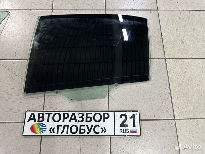 Стекло задней левой двери Октавия А7 Octavia A7
