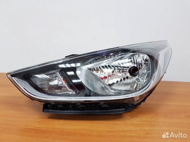 Фара Хендай Солярис 2010-2014