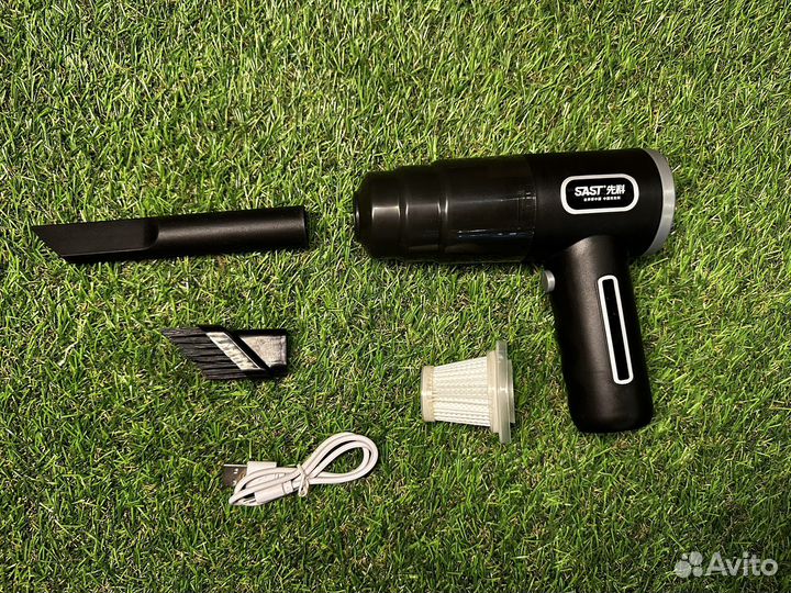 Автомобильный беспроводной пылесос