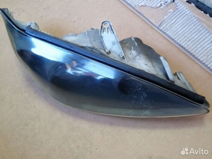 Toyota Camry 2001 - 2006 ACV30 Фара правая