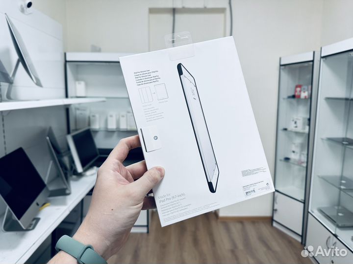 iPad Pro 9.7 Silicone Case Stone Brige (MM232) new