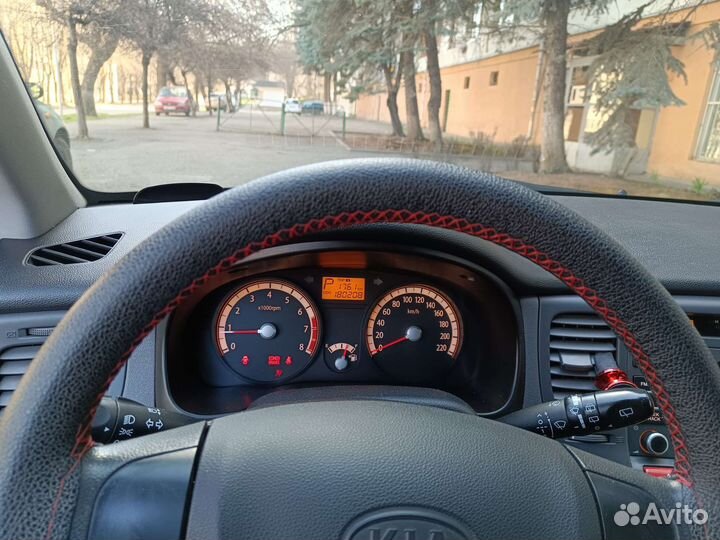 Kia Rio 1.4 AT, 2009, 180 000 км