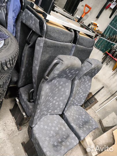 Сиденья пассажирские Mercedes Sprinter