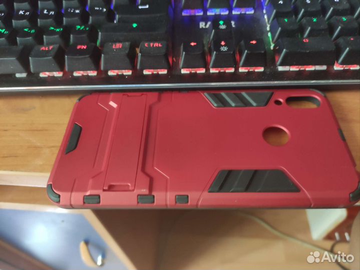 Чехлы 2шт. 2 бронестекла для Honor 8c