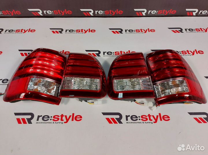 Фонари задние Toyota Land Cruiser Cygnus D1946