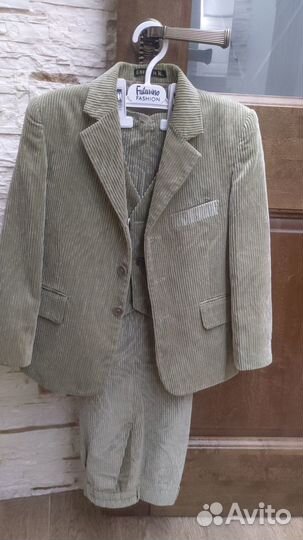 Продаю вельветовый костюм детский