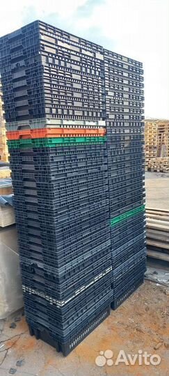 Пластиковые ящики