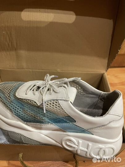 Кроссовки Respect