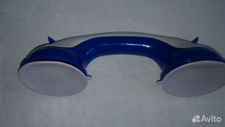 Вакуумная ручка для ванной