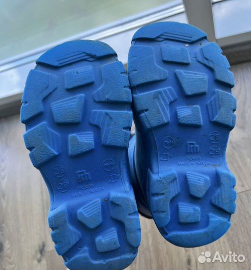 Резиновые сапоги