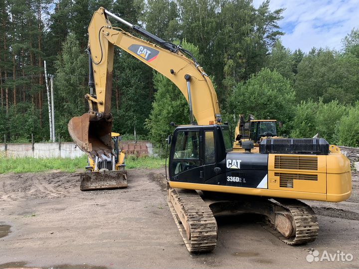 Гусеничный экскаватор CAT 336D2 L, 2015