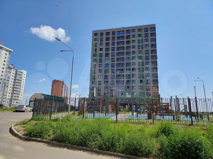 2-к. квартира, 30,4 м², 3/15 эт.