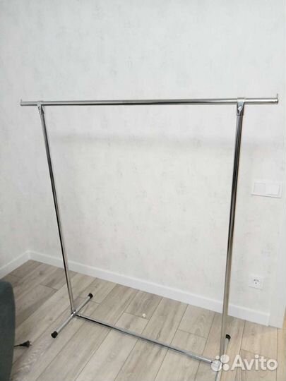 Вешалка напольная