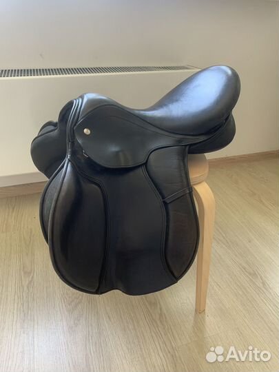 Седло для лошади конкурное