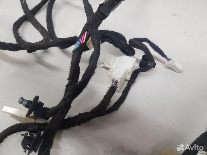 Электропроводка двери (передней левой)