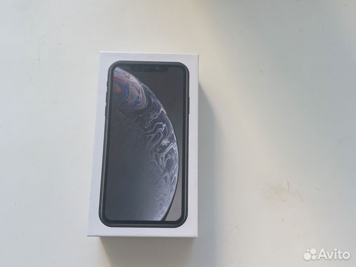 Коробка от iPhone xr черный
