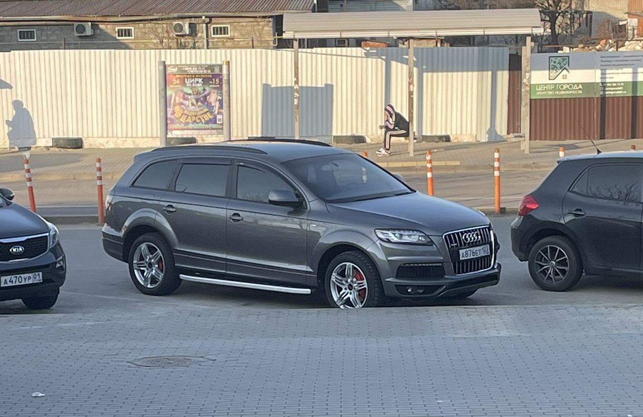 Audi Q7: фото владельца