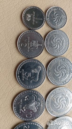 Монеты Грузии тетри и лари