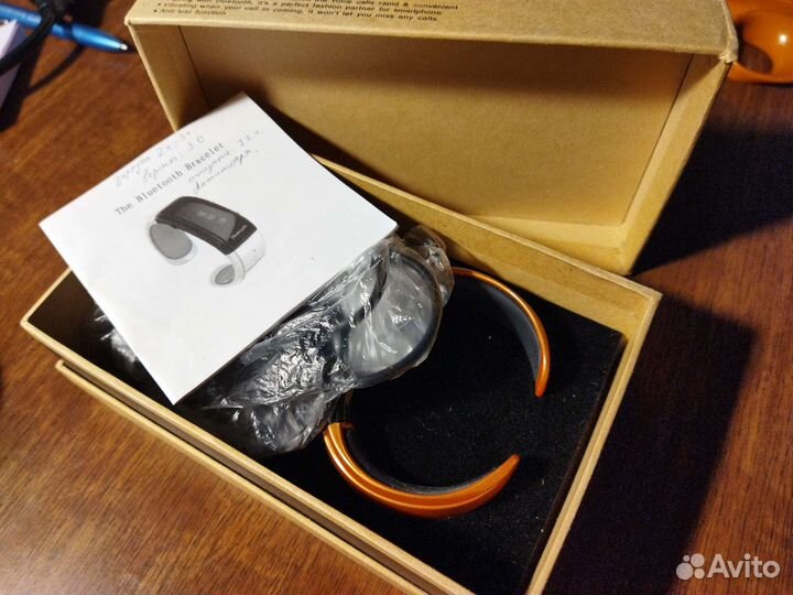 Блютуз браслет