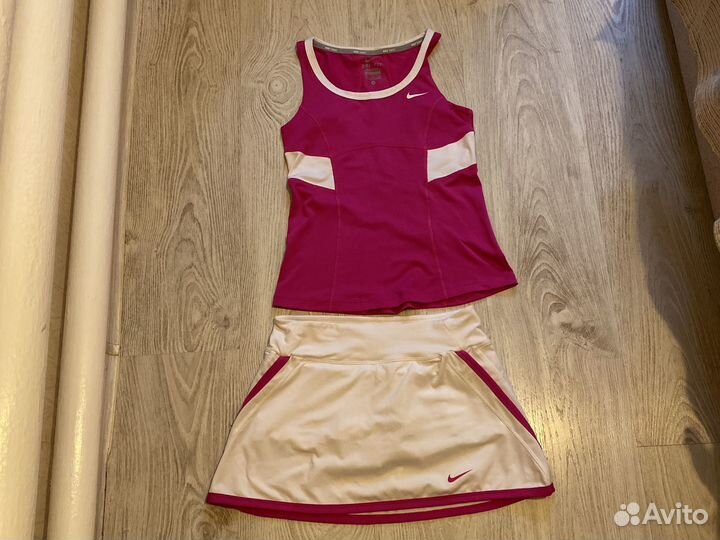 Костюм для тенниса Nike, рост 137-146