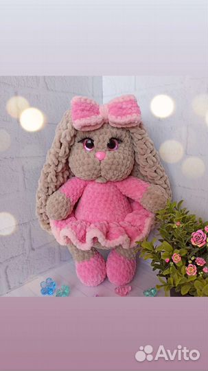 Зайка игрушка крючком ручной работы