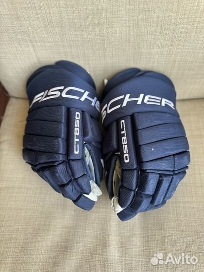 Краги хоккейные