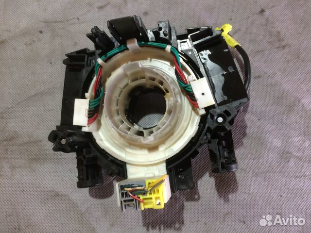 255609U02B Шлейф подрулевой Nissan Note E11