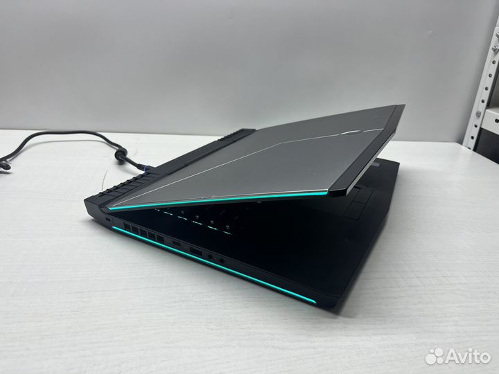 Игровой ноутбук alienware gtx 1070