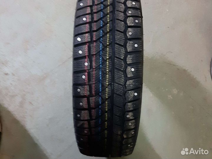 Viatti Brina Nordico V-522 195/60 R15 88T