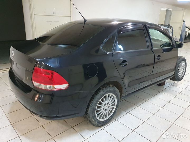 Накладка правой стойки фольксваген поло 2012 год