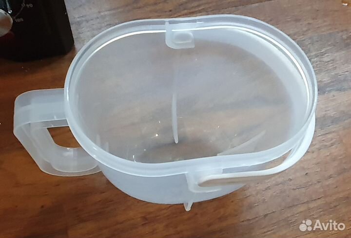 Кувшин с дуршлагом для мытья ягод