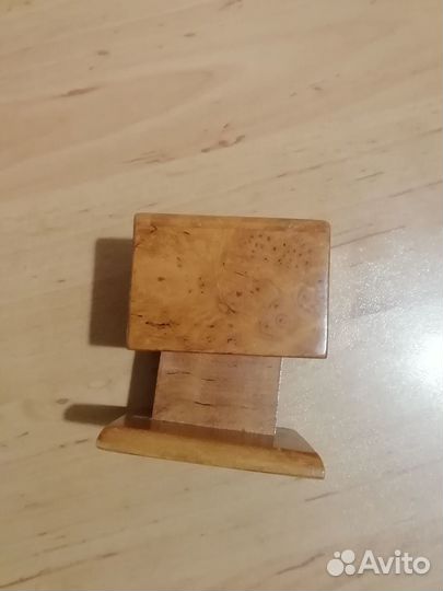 Спичечница, портмоне, пробка, зонт