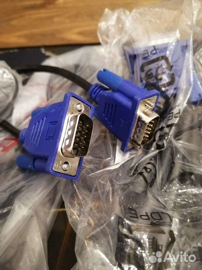 Новый кабель VGA (компьютер-монитор )
