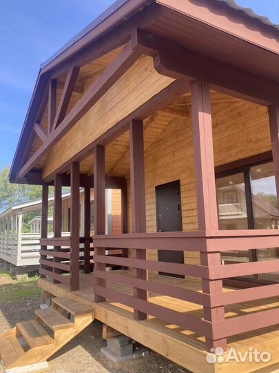 Современный дом с верандой св-10