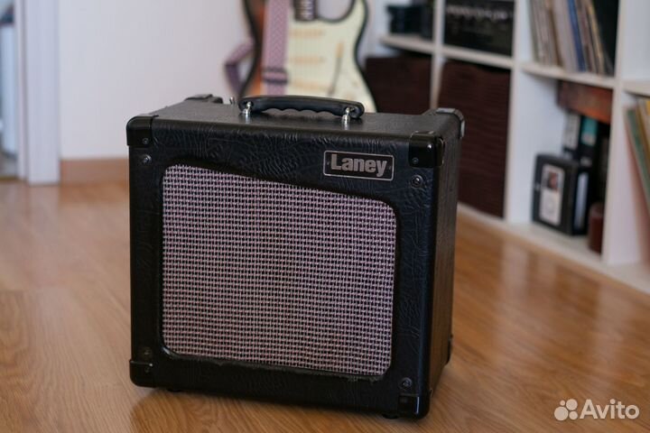 Ламповый гитарный комбик Laney CUB 10