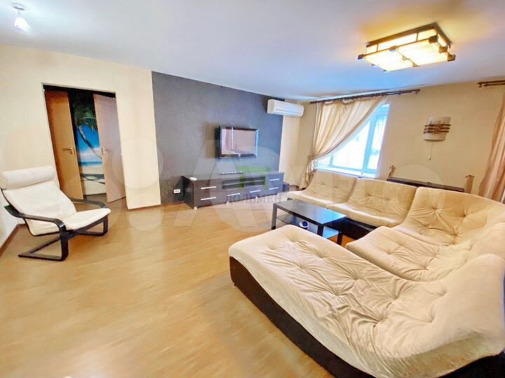 3-к. квартира, 95 м², 1/10 эт.