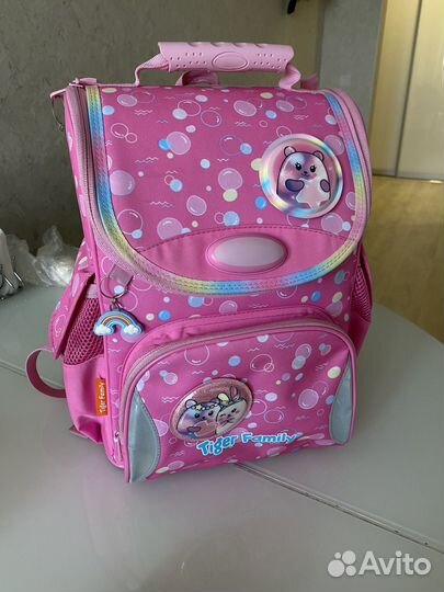 Школьльный портфель анатомический для девочки