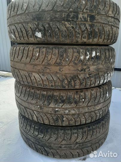Bridgestone Ice Cruiser 7000 225/65 R17