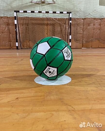 Футбольные мячи (четвёрки)