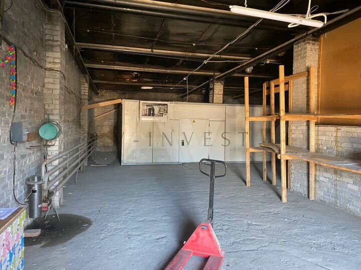 Сдаётся склад 356 кв. в центре города