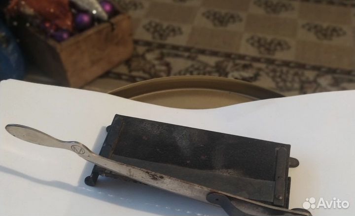 Нож фотобумаги СССР