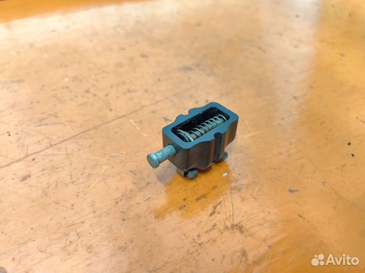 Выключатель заднего стоп сигнала Иж