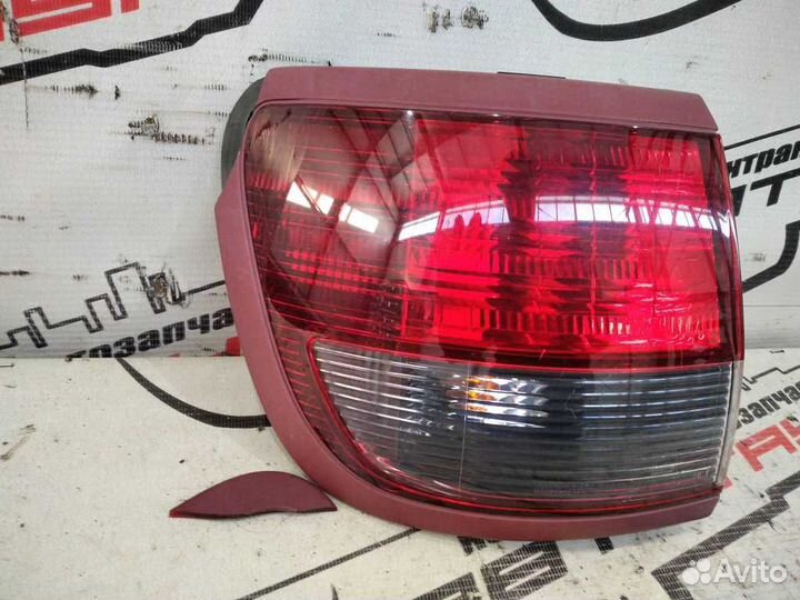 Фонарь nissan avenir PNW11 PW11 RNW11 RW11 SW11 W1