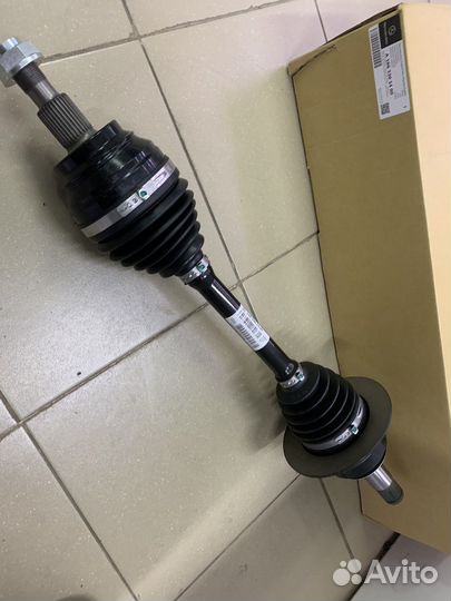 Привод передний левый Mercedes GL X166 GLS X166