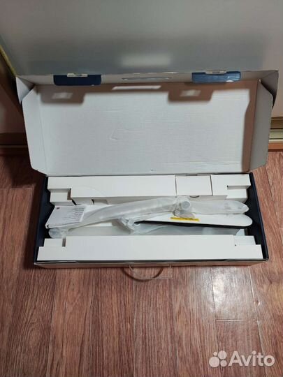 Светильник настольный Yeelight v1 pro